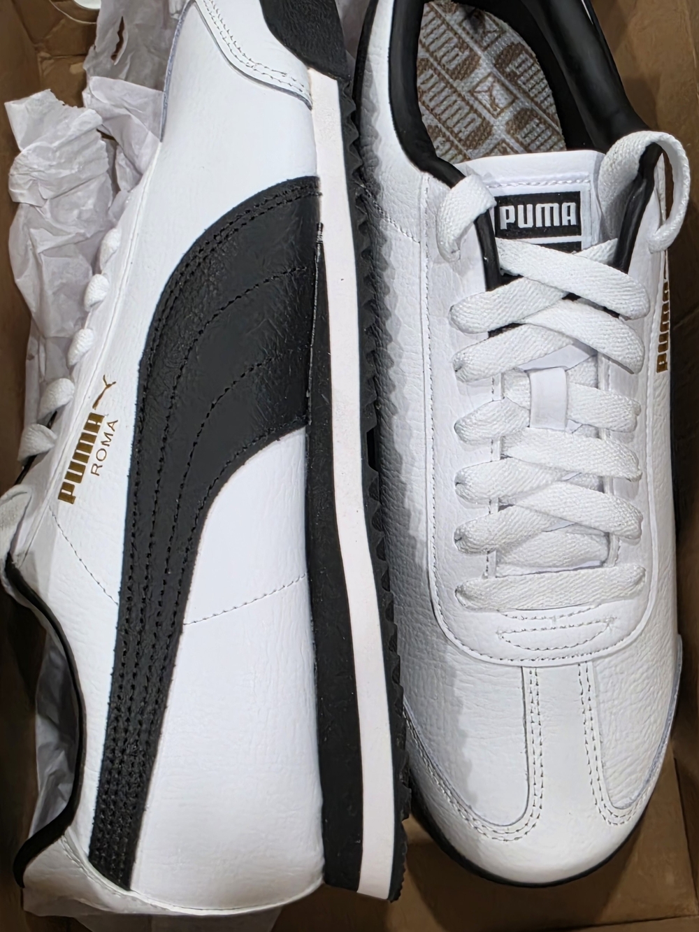 PUMA Roma Men's White/Black Leather Sneakers